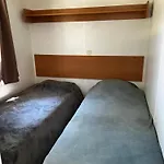 Manoir Le Mingreaud-bungalows * Sainte-Gemme-la-Plaine